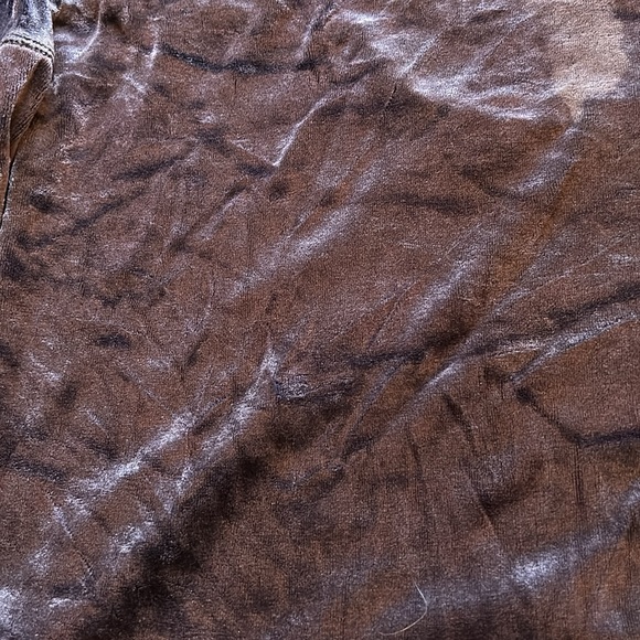 We The Free velvet top, low scoop on back side. Short loose floppy fabric - Picture 7 of 7